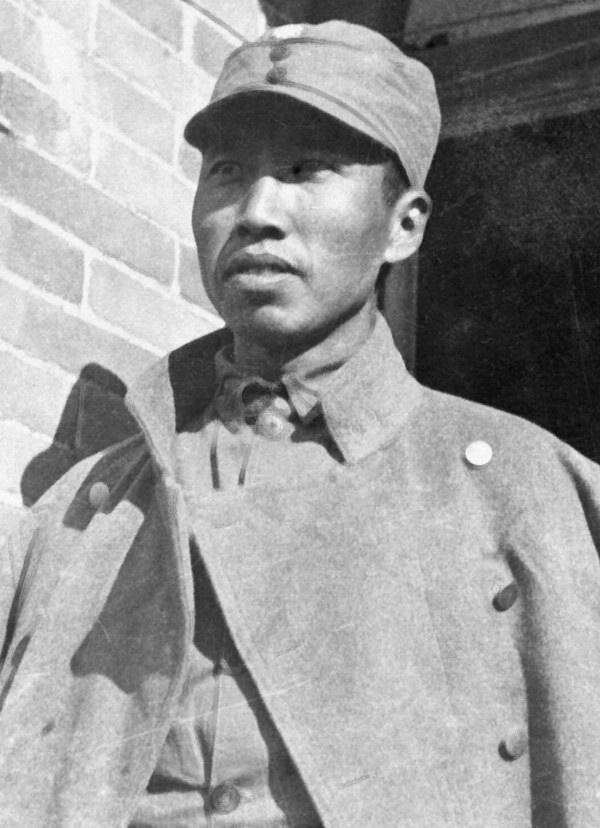 左权肖像